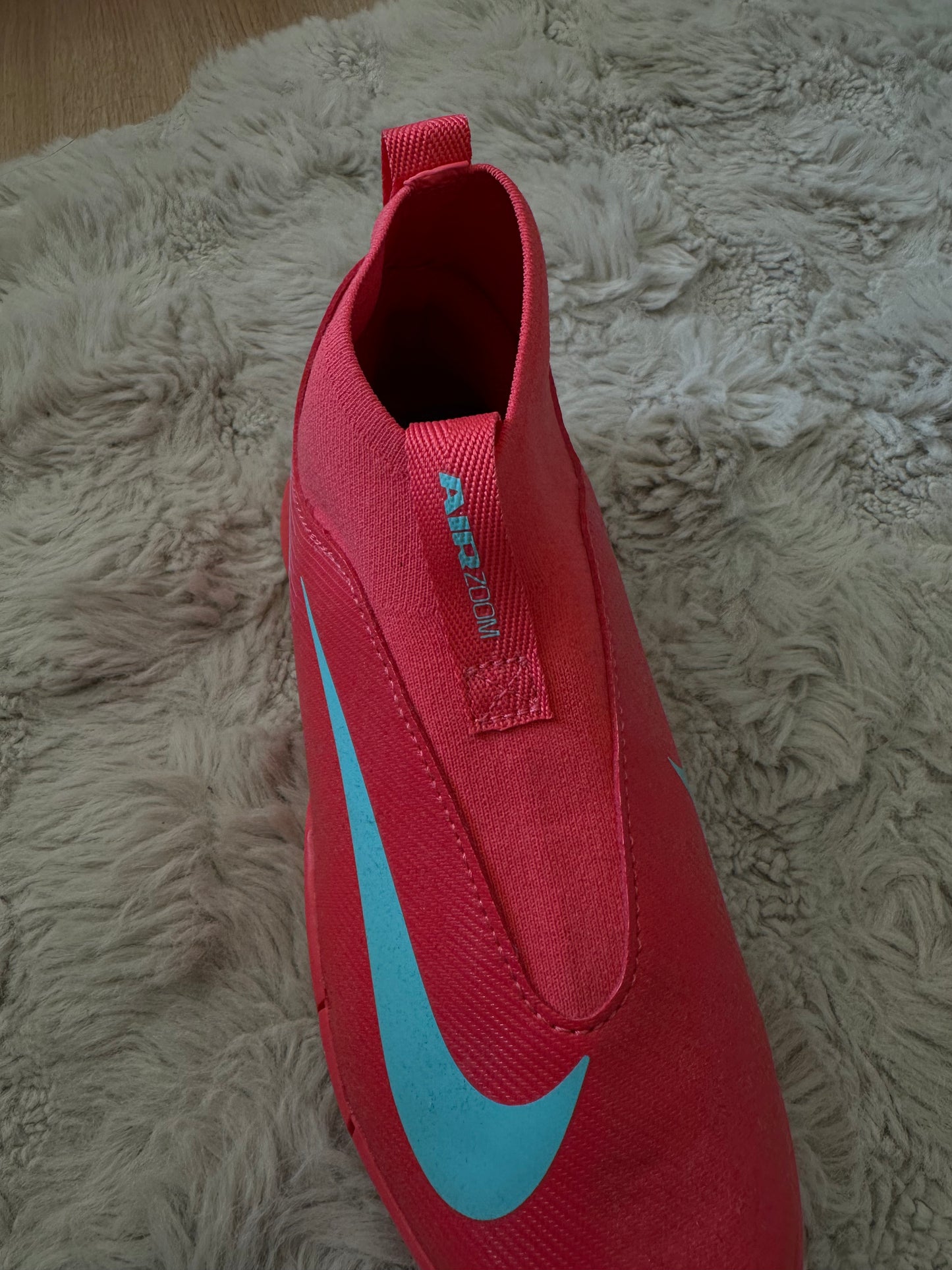 Chaussure neuve Nike pointure 34