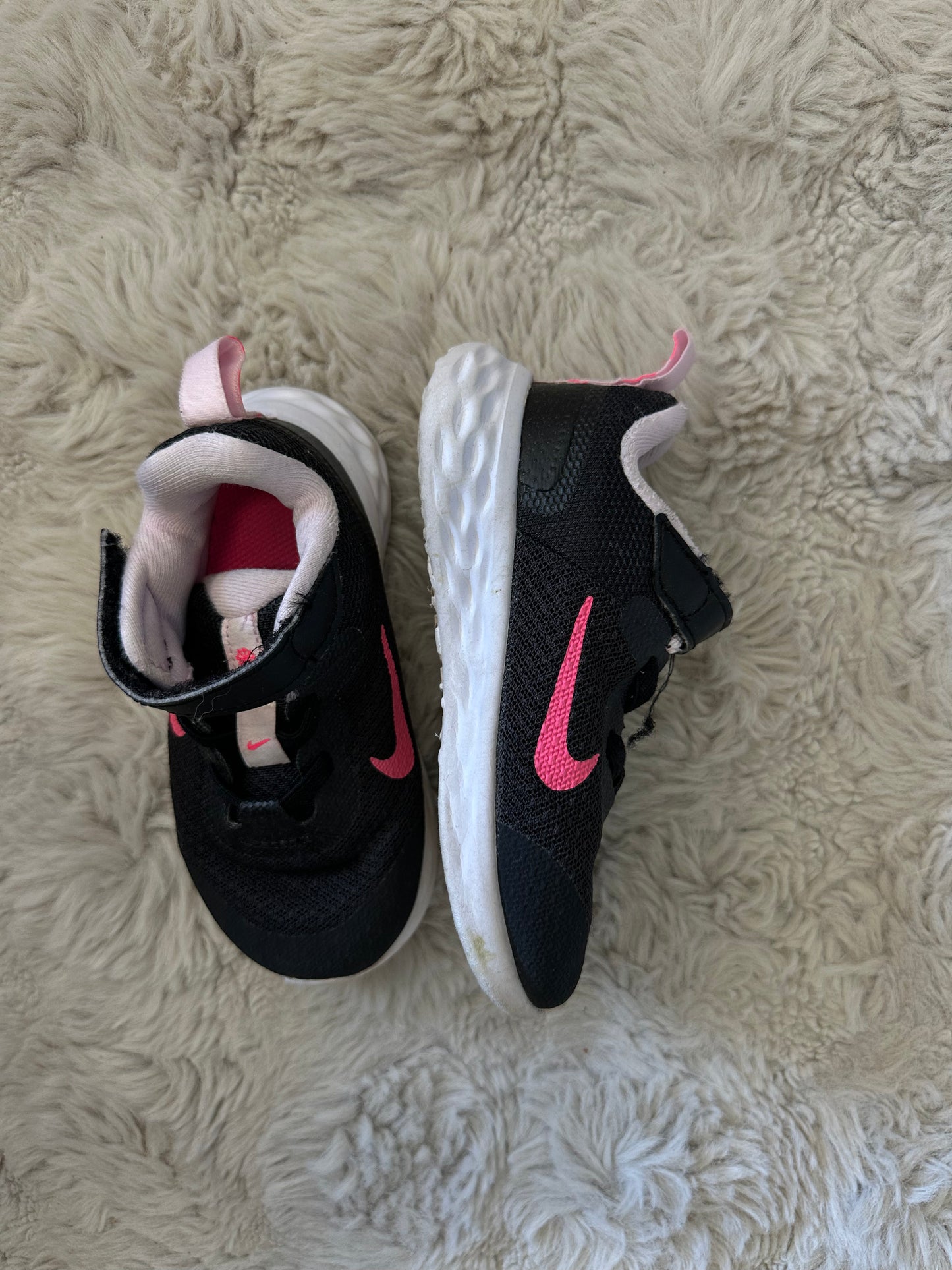 Basket Nike pointure 25