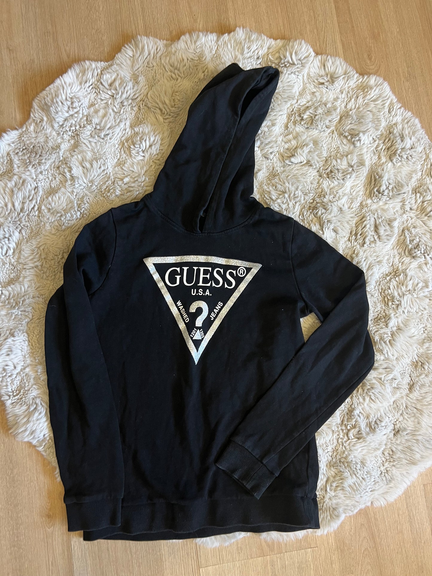 Sweat Guess 14 ans