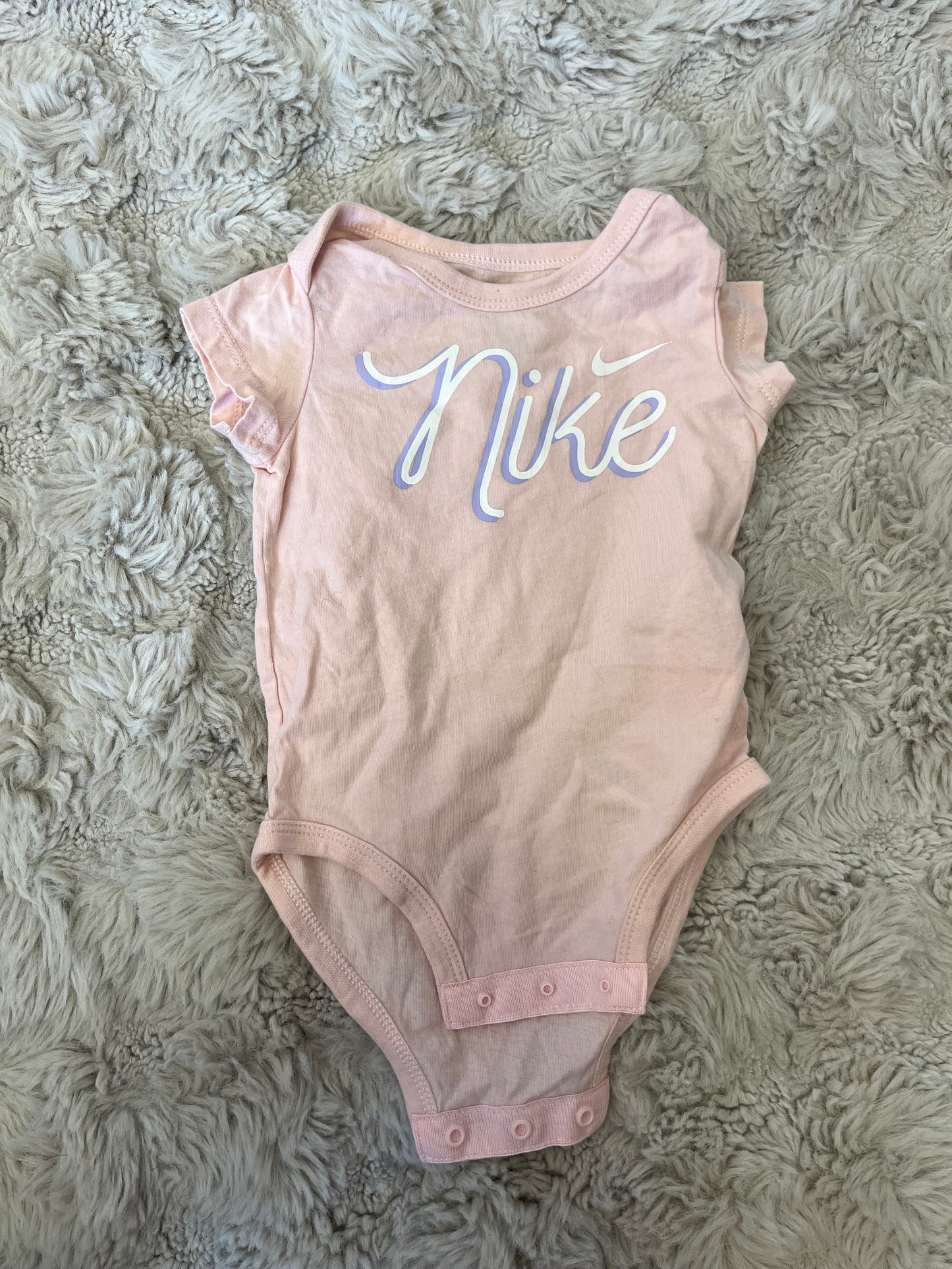 Body Nike 6 mois (62-86cm)
