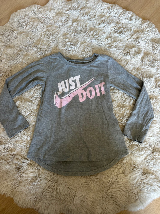 Haut manches longues Nike 5 ans
