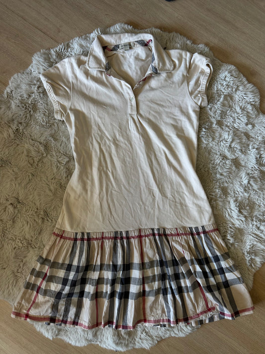 Robe Burberry 14 ans