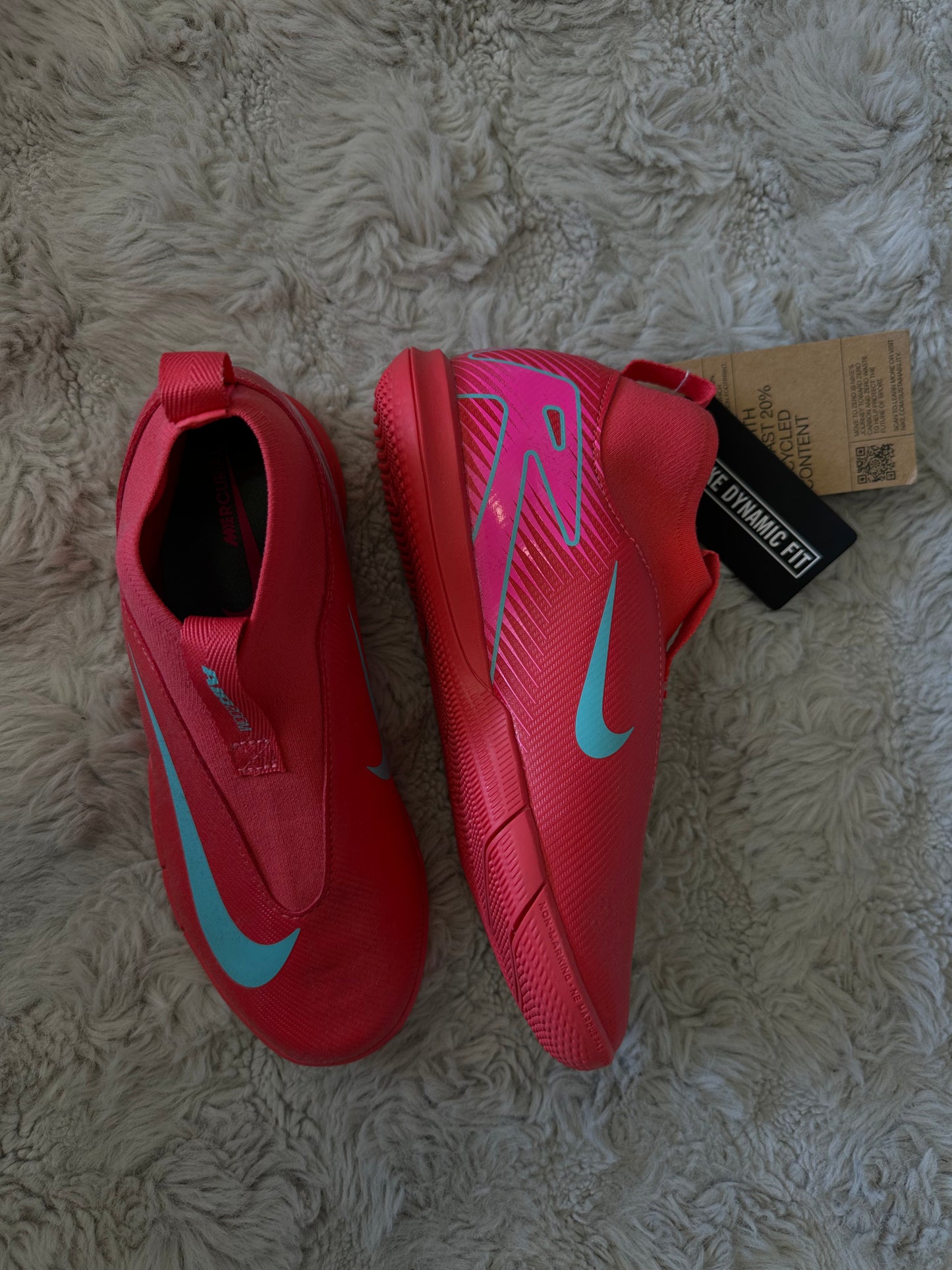 Chaussure neuve Nike pointure 34