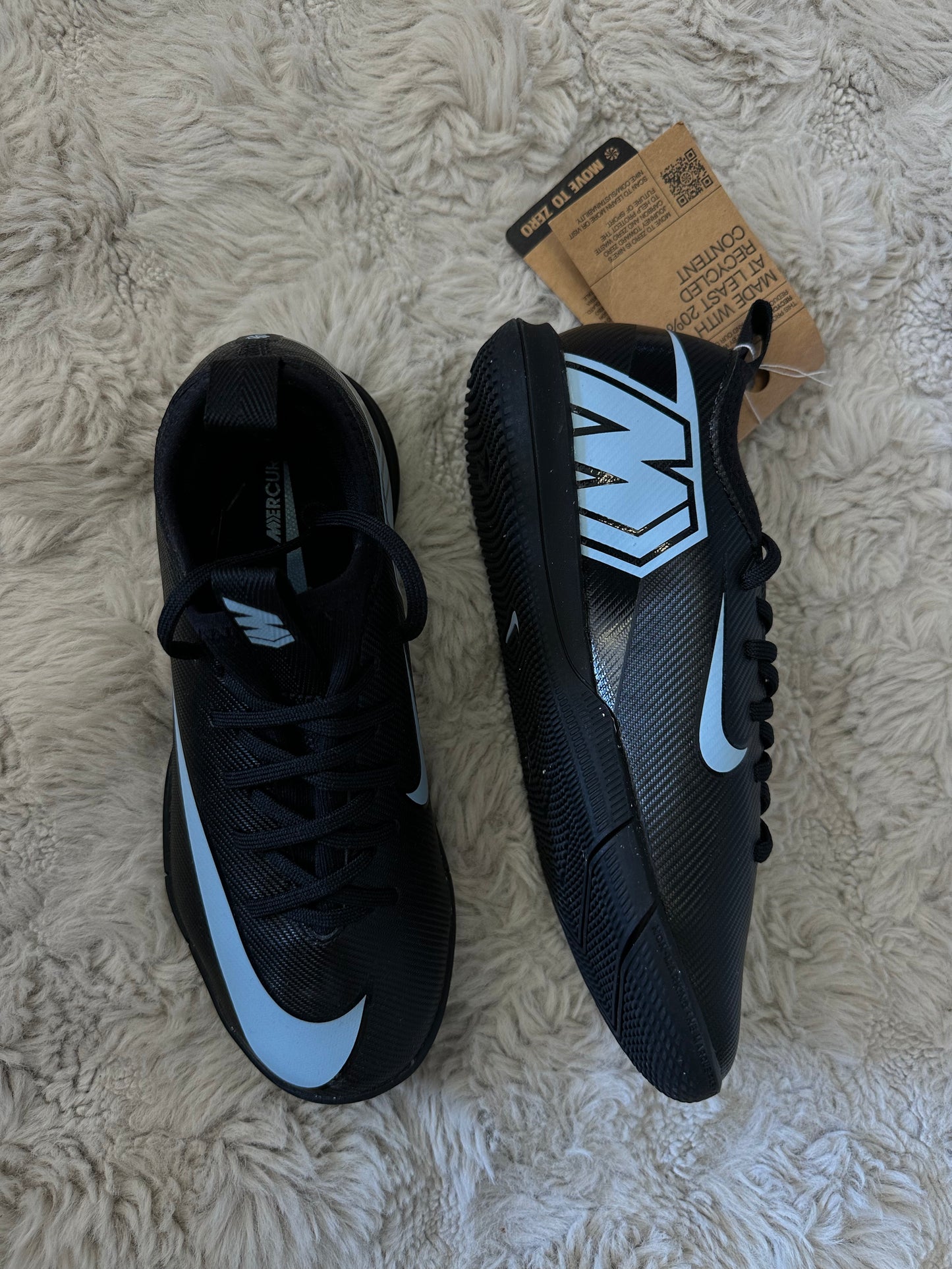 Chaussure neuve Nike pointure 34