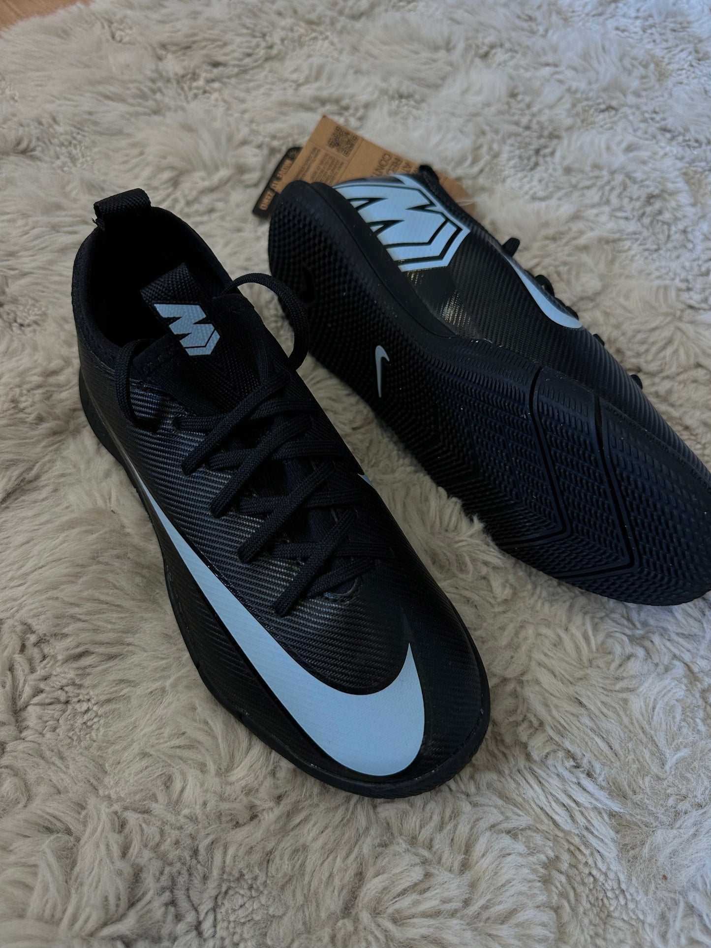 Chaussure neuve Nike pointure 34