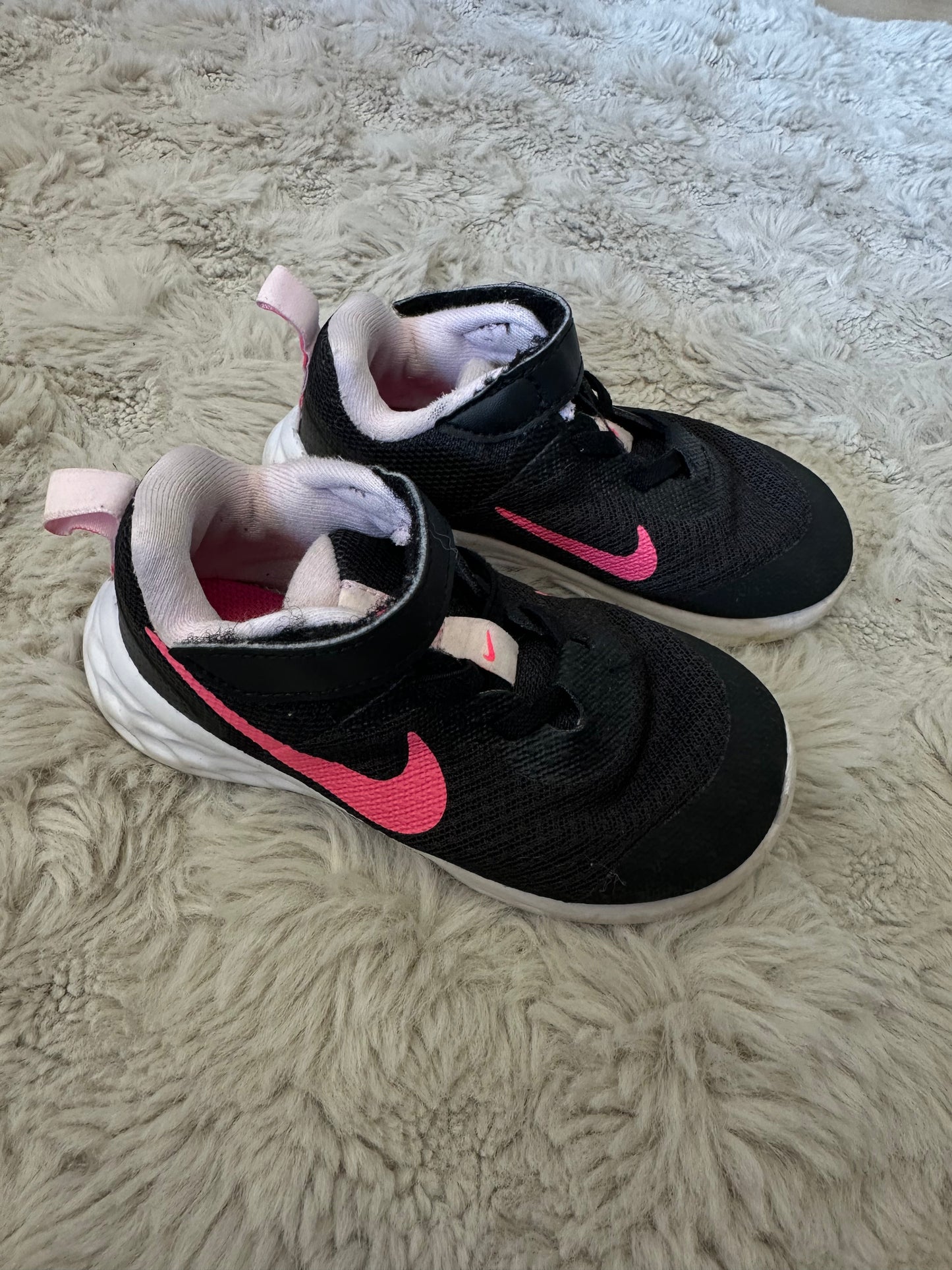 Basket Nike pointure 25