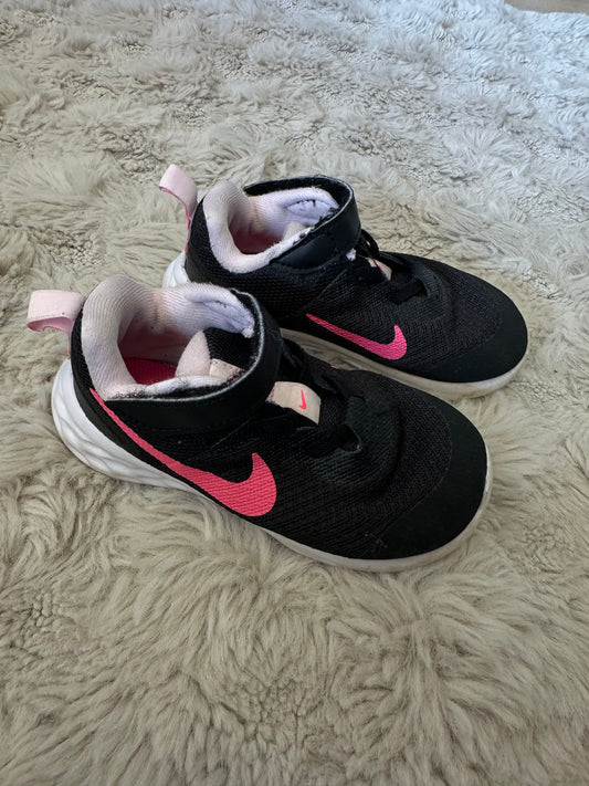 Basket Nike pointure 25