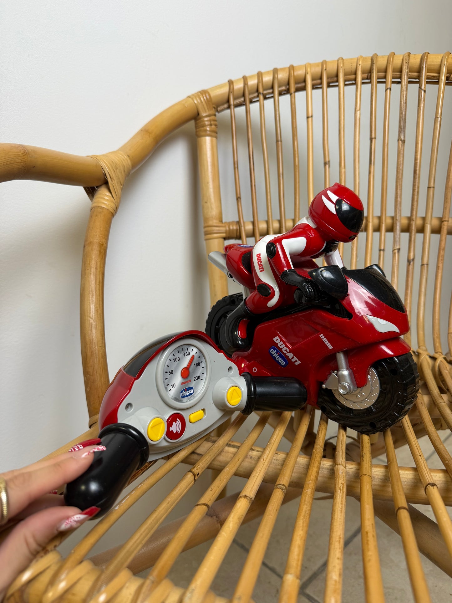 Moto télécommandée Ducati